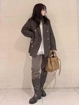 Mila Owenさん(レディース・155cm)の秋コーディネート