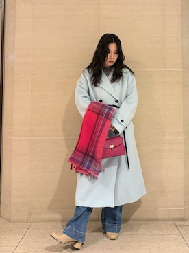 「アイテム（ピーコート）」を使った、Mila Owenさん（レディース・155cm）の冬コーディネート