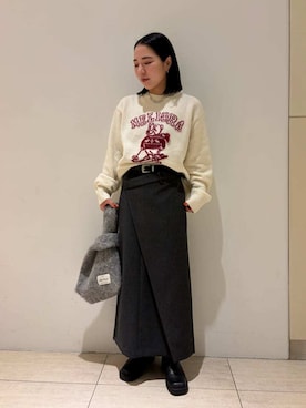 「アイテム（エコバッグ/サブバッグ）」を使った、Mila Owenさん（レディース・151cm）の冬コーディネート