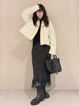 Mila Owenさん(レディース・155cm)の秋コーディネート