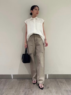 「アイテム（バングル/リストバンド）」を使った、Mila Owenさん（レディース・158cm）の夏コーディネート