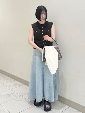 Mila Owenさん（レディース・153cm）の夏コーディネート