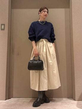 Mila Owenさん（レディース・169cm）の冬コーディネート