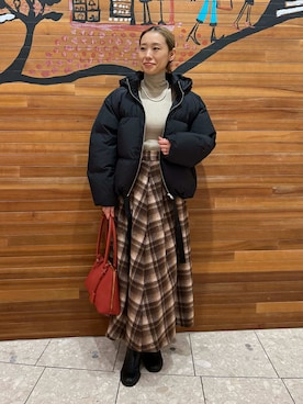 Mila Owenさん(レディース・158cm)の冬コーディネート