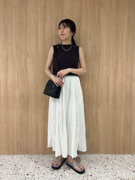 Mila Owenさん（レディース・161cm）の夏コーディネート