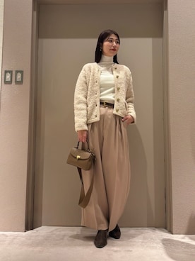 Mila Owenさん（レディース・169cm）の冬コーディネート