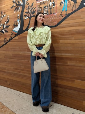 Mila Owenさん（レディース・156cm）の春コーディネート