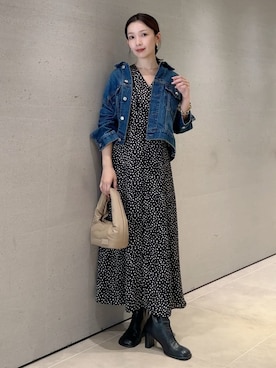 Mila Owenさん（レディース・159cm）の秋コーディネート