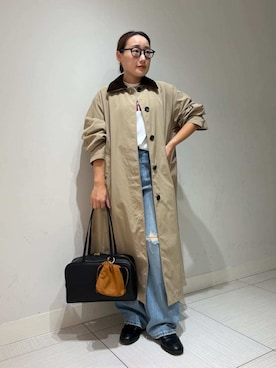 「アイテム（チャーム）」を使った、Mila Owenさん（レディース・155cm）の秋コーディネート