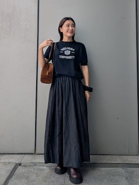 「アイテム（その他ヘアアクセサリー）」を使った、Mila Owenさん（レディース・156cm）の夏コーディネート