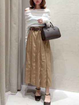 Mila Owenさん（レディース・155cm）の春コーディネート