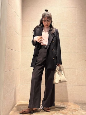 Mila Owenさん(レディース・155cm)の春コーディネート