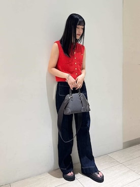 Mila Owenさん（レディース・163cm）の夏コーディネート