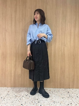 「シャツブラウス」｜Mila Owenさん（レディース・161cm）の春コーディネート