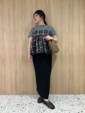 「Mila Owen（ミラオーウェン）のチェックペプラムキャミ×タンクＳＥＴ（キャミソール、ブルー系）」を使った、Mila Owenさんの春コーディネート