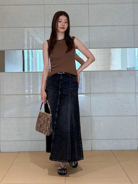 Mila Owenさん(レディース・169cm)の夏コーディネート