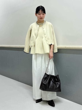 Mila Owenさん（レディース・156cm）の冬コーディネート