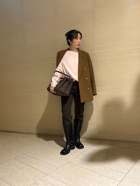 Mila Owenさん(レディース・155cm)の秋コーディネート