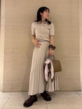 「アイテム（その他ヘアアクセサリー）」を使った、Mila Owenさん（レディース・155cm）の秋コーディネート