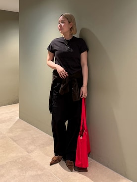 「Mila Owen（ミラオーウェン）のポケット付きフレンチリネンシャツ（シャツ/ブラウス、ブラウン系）」を使った、Mila Owenさんの春コーディネート