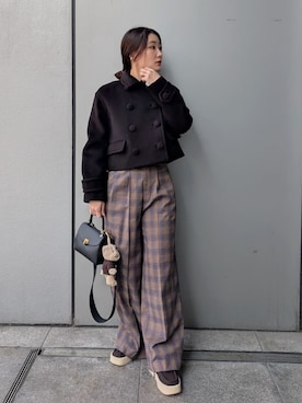 「アイテム（キーケース/キーアクセサリー）」を使った、Mila Owenさん（レディース・156cm）の冬コーディネート