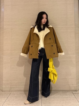 「アイテム（ムートンコート）」を使った、Mila Owenさん（レディース・155cm）の冬コーディネート