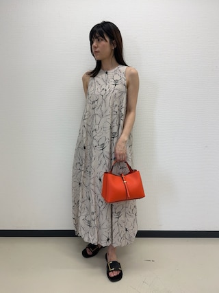 Mila Owen（ミラオーウェン）の「スクエアメタルバックル
