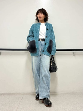 「アイテム（ベルト、ゴールド系）」を使った、Mila Owenさん（レディース・160cm）の秋コーディネート