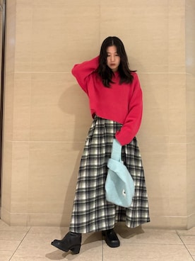 「アイテム（エコバッグ/サブバッグ）」を使った、Mila Owenさん（レディース・155cm）の冬コーディネート