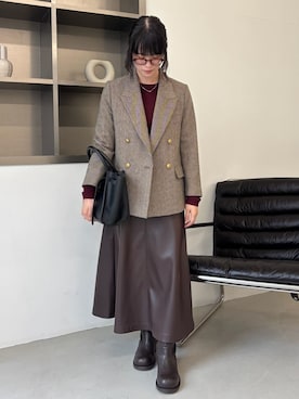 Mila Owenさんのコーディネート