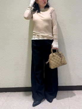 Mila Owenさん（レディース・157cm）の冬コーディネート