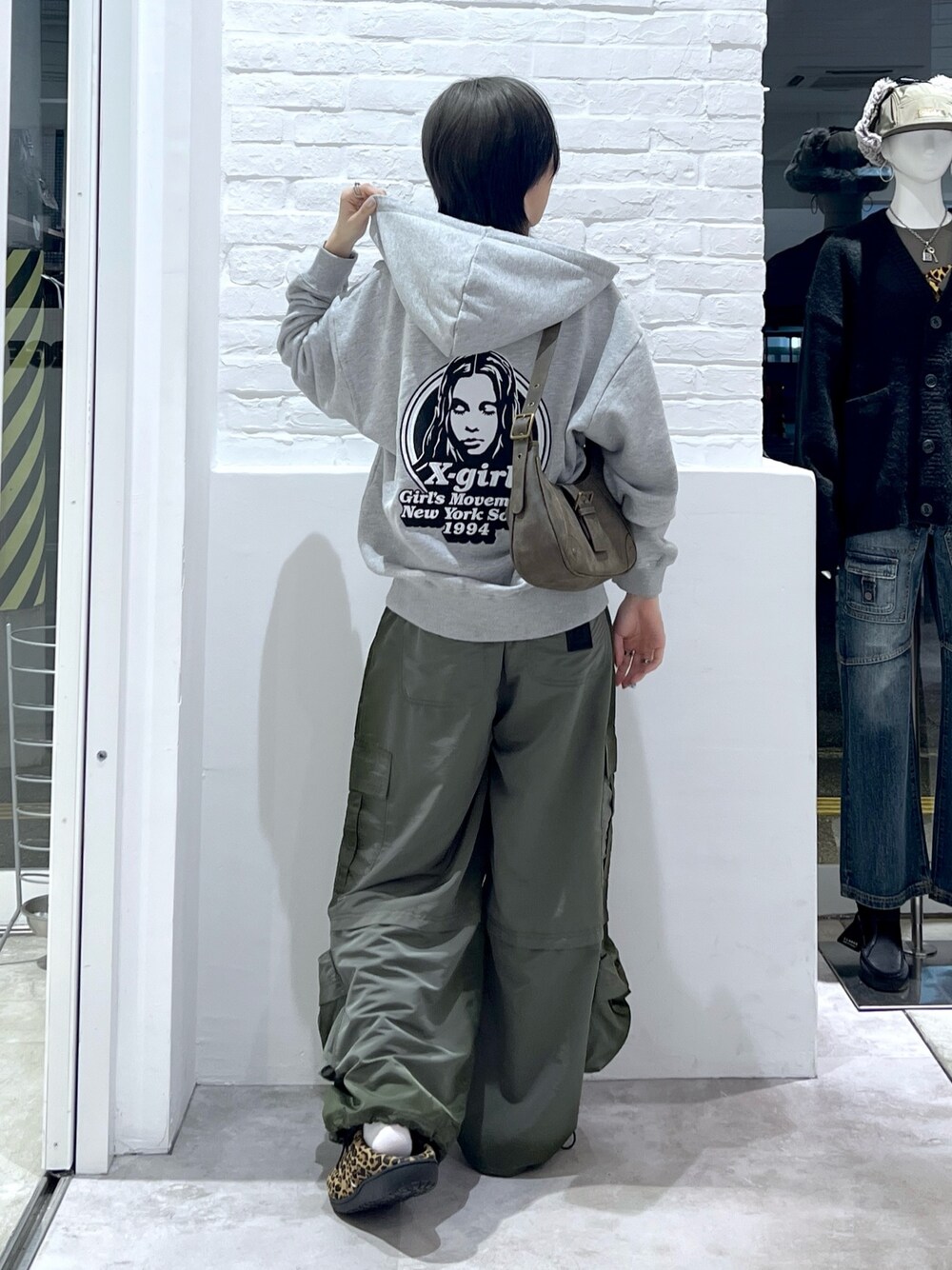 カールおじさん 疲れた #カールおじさん 新しい刺青入れようかな