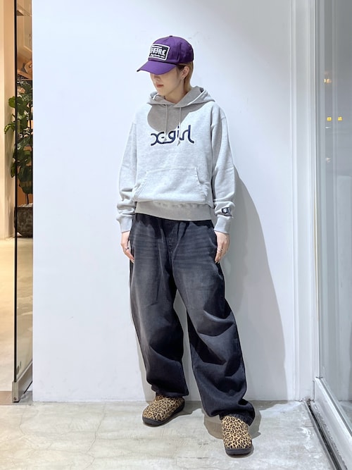 MILLS LOGO LAYERED PATCH SWEAT HOODIE（パーカー）｜X-girl