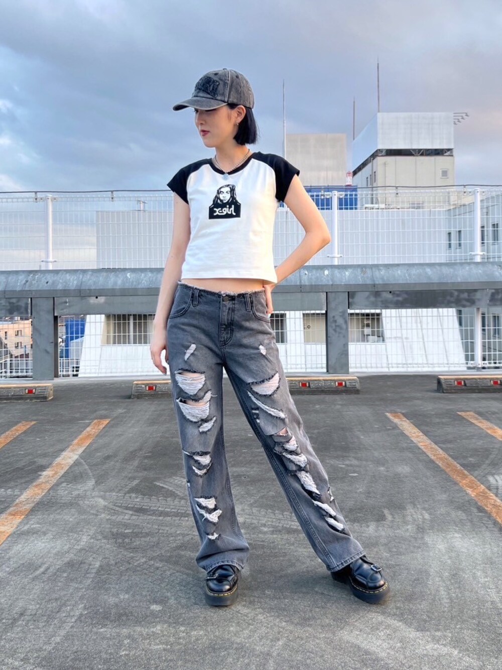 Emiru(XLARGE/X-girl新潟（X-girl）)｜X-girlのデニムパンツを使った