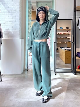 「X-girl（エックスガール）のDUSTY COMPACT ZIP UP SWEAT HOODIE（パーカー）」を使った、Emiruさん（レディース・165cm）の夏コーディネート