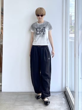 「X-girl（エックスガール）のSCRIPT LOGO SWEATPANTS（Sweatpants、ブラック系）」を使った、Emiruさん（レディース・165cm）の夏コーディネート