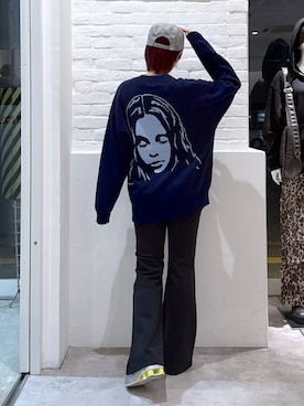 「X-girl（エックスガール）のFACE LABEL FLARE SWEATPANTS（スウェットパンツ、ブラック系）」を使った、Emiruさん（レディース・165cm）の秋コーディネート