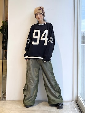 「アイテム（カーゴパンツ）」を使った、Emiruさん（レディース・165cm）の秋コーディネート