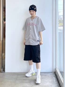 「X-girl（エックスガール）のFADED FACE LABEL EASY SHORTS（その他パンツ、ブラック系）」を使った、Emiruさん（レディース・165cm）の春コーディネート