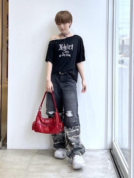 「X-girl（エックスガール）のFADED CAMO LAYERED PANTS（デニムパンツ、ブラック系）」を使った、Emiruさん（レディース・165cm）の春コーディネート
