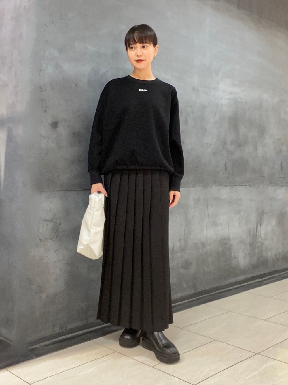 V12 ブラック スウェットスカート Champion（チャンピオン） スウェットスカート レディース マキシ丈