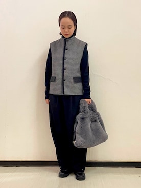 「アイテム（ノーカラージャケット、グレー系）」を使った、hagaさん（レディース・156cm）の秋コーディネート