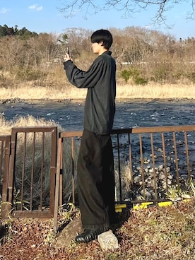 「GOOUCHの古着（シャツ/ブラウス、ブラック系）」を使った、natsukiさん（メンズ・177cm）の秋コーディネート