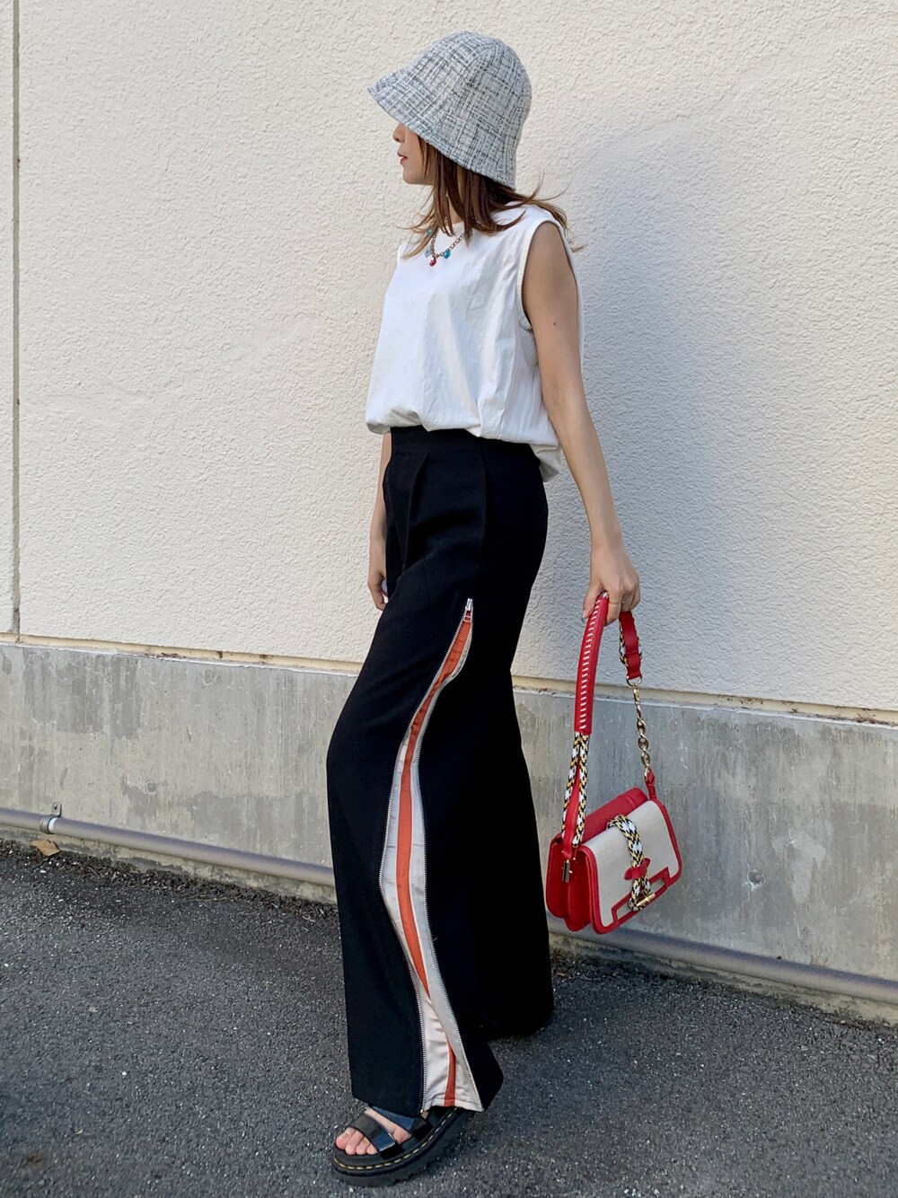 CARVEN(カルヴェン)の「TWIN GOAT SUEDE & SMOOTH SA111 CARVEN(カルヴェン)の「TWIN GOAT SUEDE & SMOOTH SA111