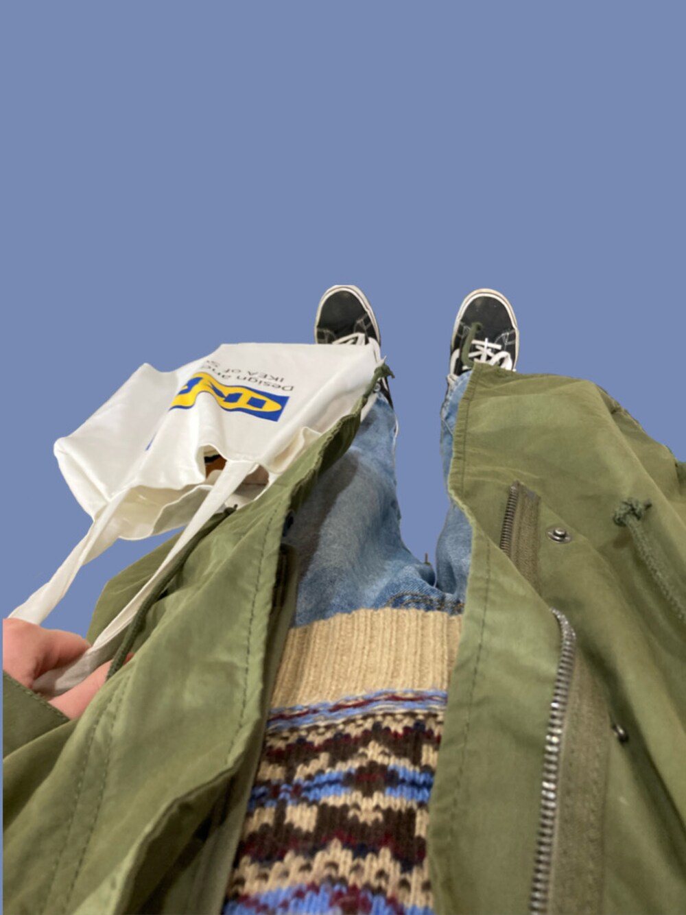 「coen、kutir、VANS、IKEA、モッズコート、ミリタリージャケット、ニット、柄ニット、デニム、IKEAバック、トートバッグ、スニーカー、シンプル、カジュアル、プチプラ」｜「IKEAのアイテム（トートバッグ、ホワイト系）」を使った、たみうゆさん（レディース・167cm）の冬コーディネートの1枚目の写真