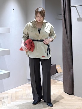 「SALON adam et rope'（サロン アダム エ ロペ）のアイテム（シャツ/ブラウス）」を使った、canaさん（レディース・163cm）の秋コーディネート