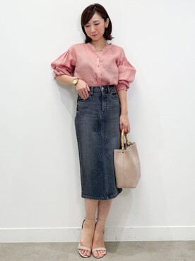 「アイテム（デニムスカート、グレー系）」を使った、COUP DE CHANCE（STAFF)さん（レディース・156cm）の春コーディネート