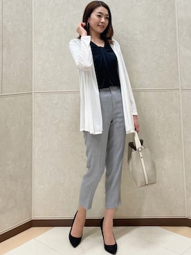 「アイテム（スーツパンツ）」を使った、COUP DE CHANCE（STAFF)さん（レディース・165cm）の春コーディネート