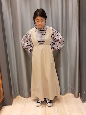 「アイテム（ジャンパースカート）」を使った、miuracoさん（レディース・151cm）の春コーディネート