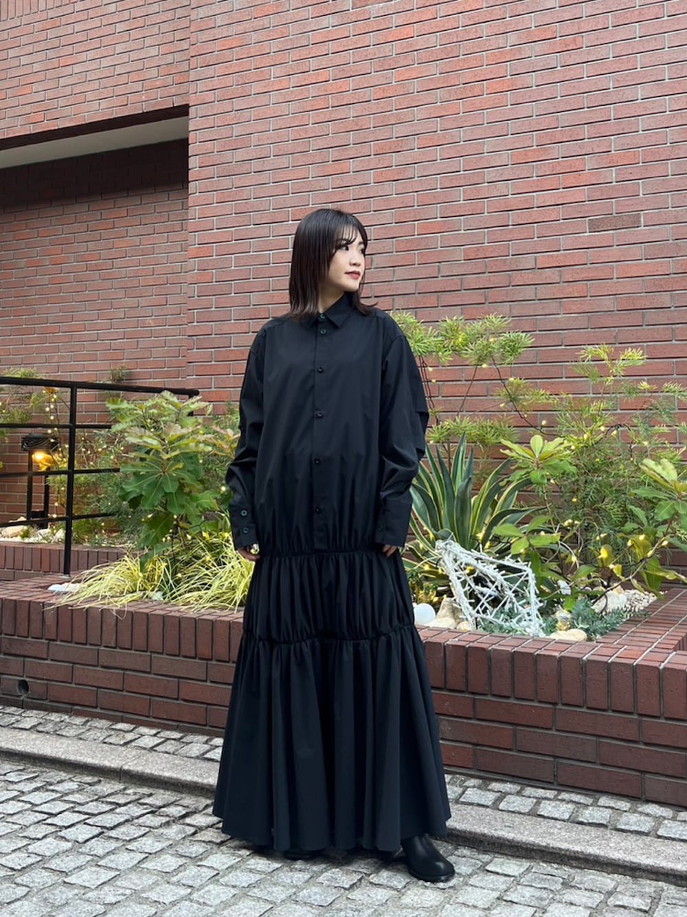 UN3D ローギャザー　フレア　ワンピース UN3D.（アンスリード）の「LOW GATHER FLARE SH OP / ロー